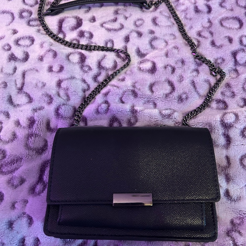 Elegant Black Chain Shoulder Bag
